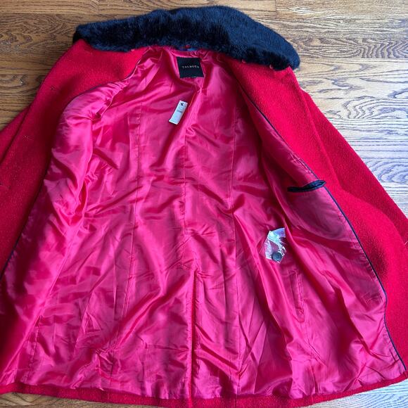 Talbots Red Bouclé Wool Dress Coat Black Faux Fur Collar Princess Large NWT $329 - Picture 11 of 13